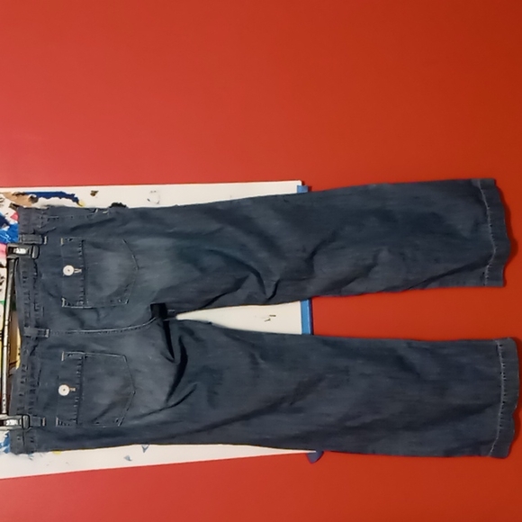 Gap Maternity 10 Reg White Button on Leg for Capri Conversion - Picture 2 of 7